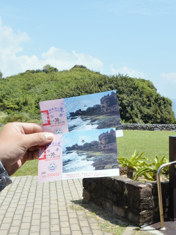 墾丁恆春景點|貓頭鼻公園-最新龍貓巴士打卡,花30元海景一覽無遺 - 第3張圖