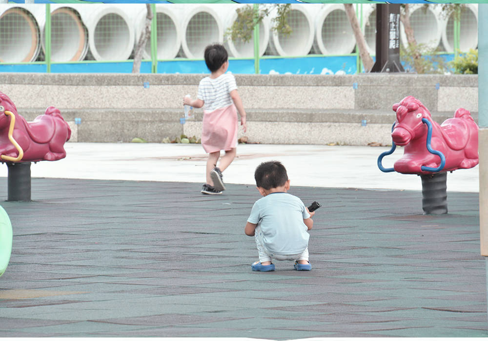 台南六甲公園|六甲運動公園,小孩放風好地方,複合式溜滑梯、沙灘排球場 - 第6張圖