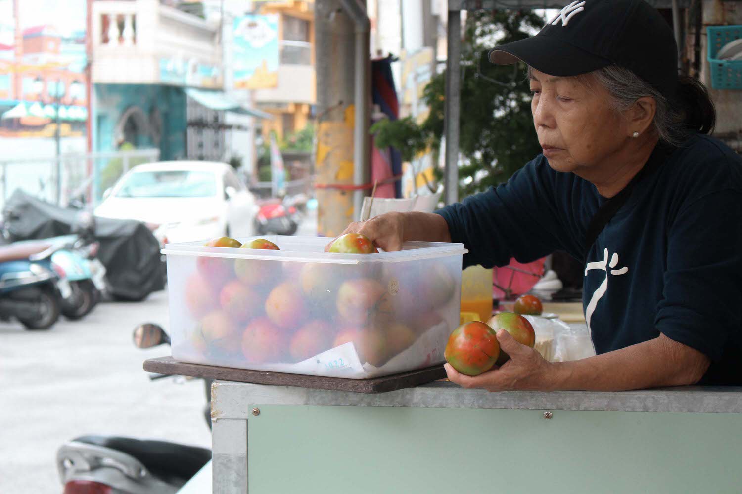 高雄旗津一日遊|8個旗津景點推薦,從西子灣搭渡輪到旗津,海岸線咖啡廳|徒步旅行 - 第16張圖